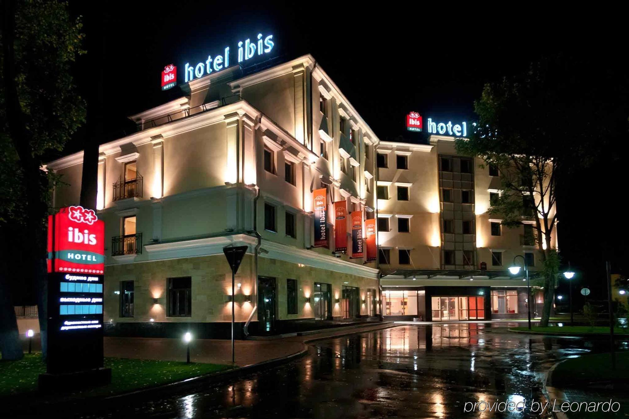 Ibis Yaroslavl Center Hotell Eksteriør bilde